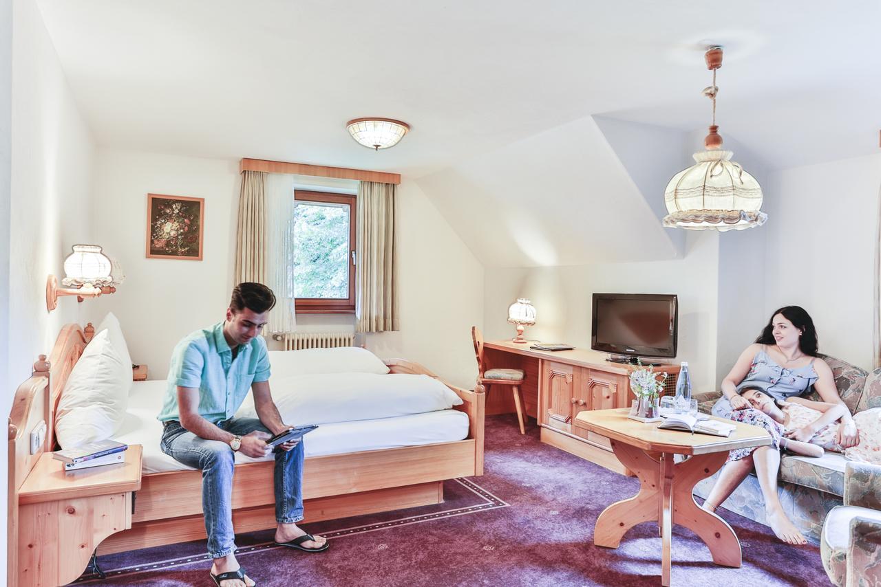 Imbery Hotel & Restaurant ฮินเทอร์ซาร์เทน ภายนอก รูปภาพ